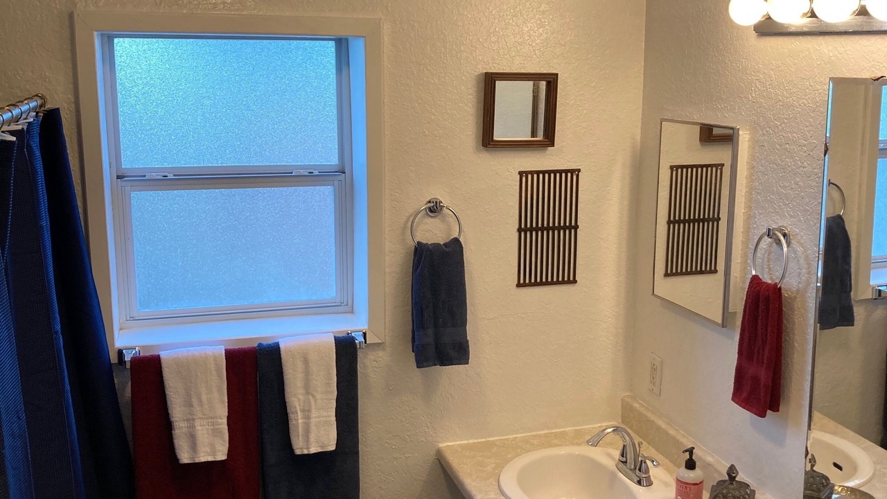 Photo of Bathroom in Brackettville