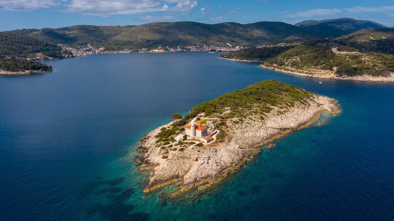 Photo of Outdoor in Cove Rogacic