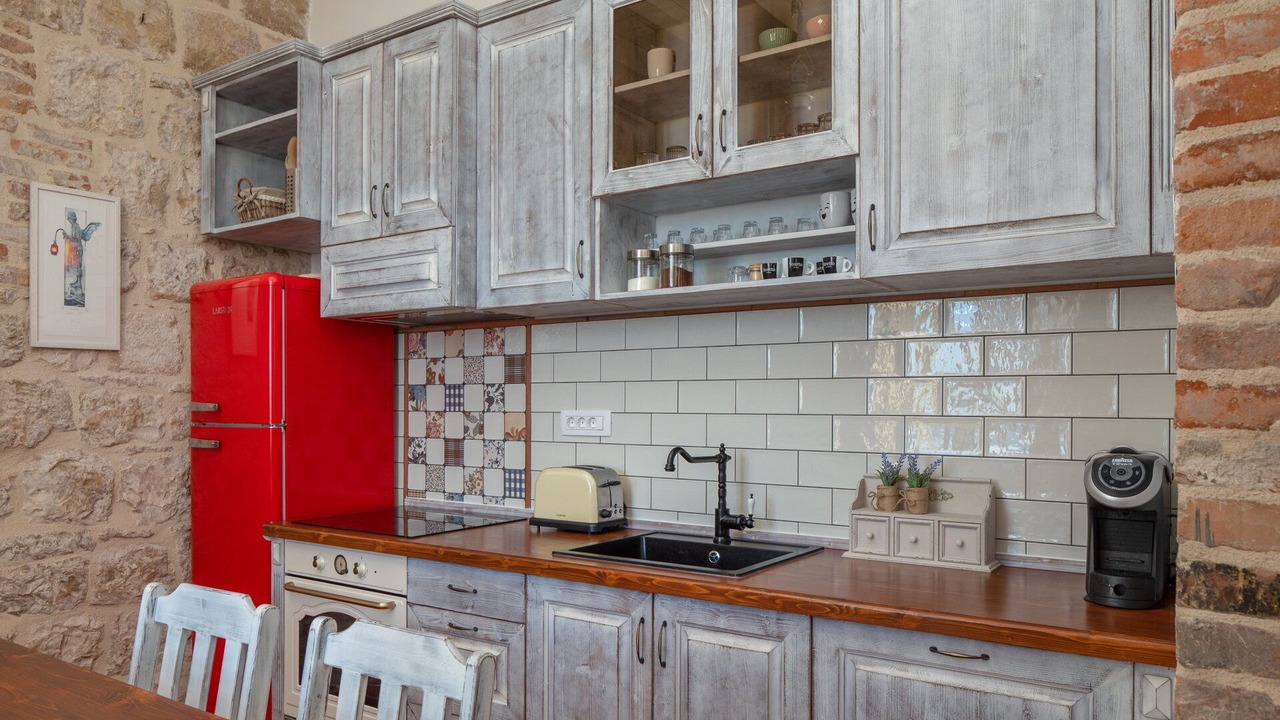 Photo of Kitchen in Cove Rogacic