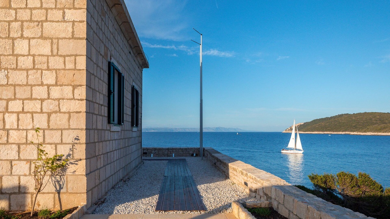Photo of Outdoor in Cove Rogacic