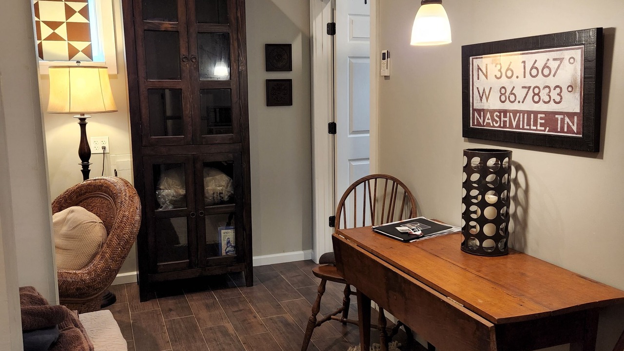 Photo of Livingroom in Macon