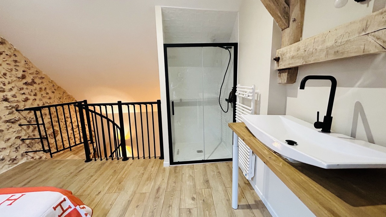 Photo of Bathroom in Billancelles