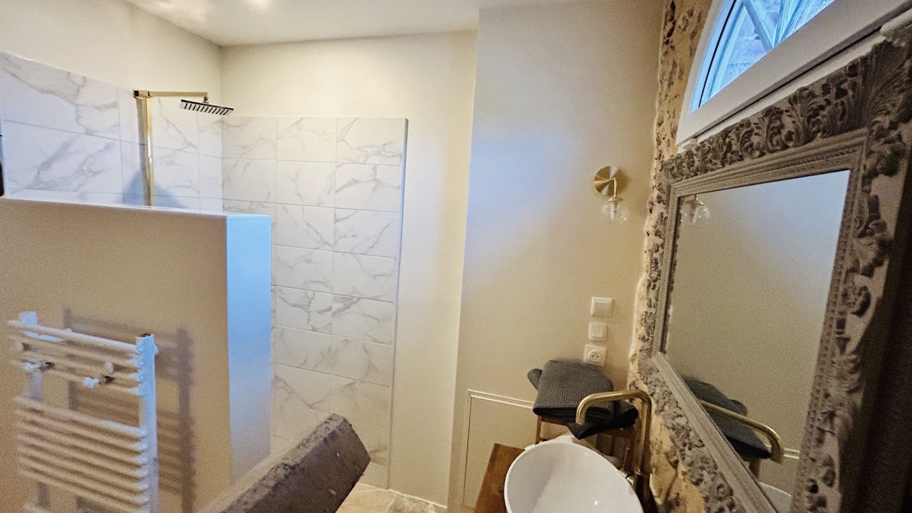 Photo of Bathroom in Billancelles