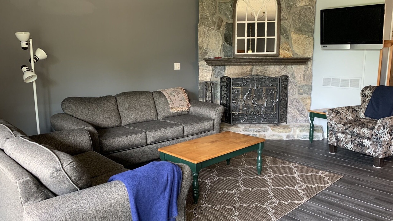 Photo of Livingroom in Lake George