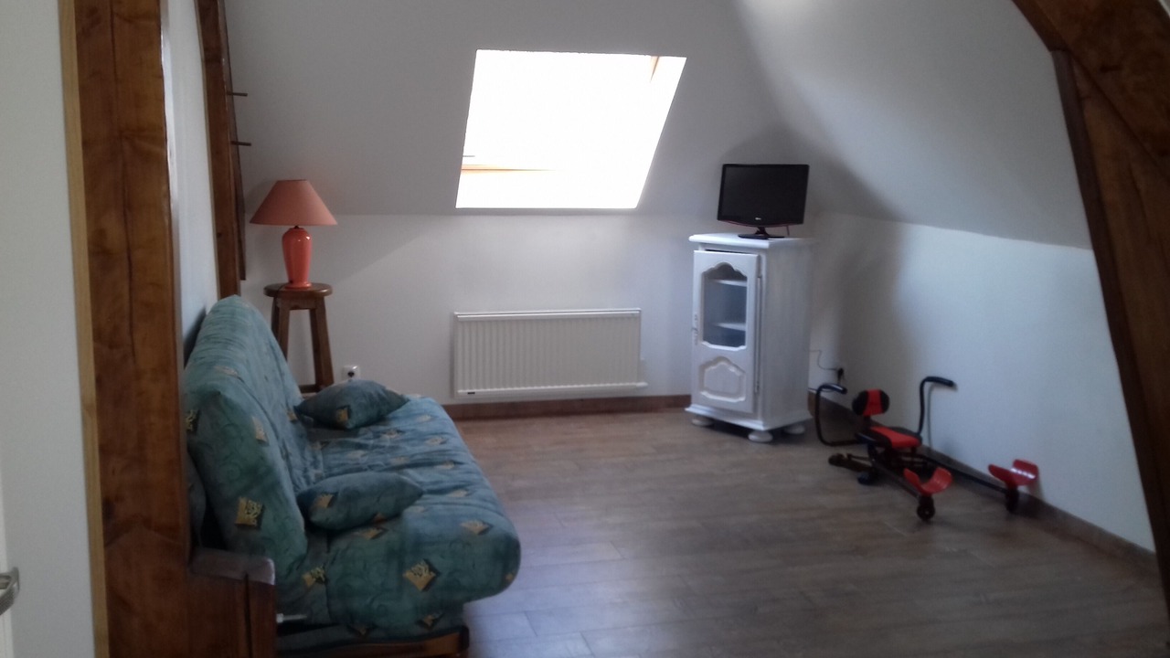 Photo of Livingroom in Gruchet-Saint-Simeon