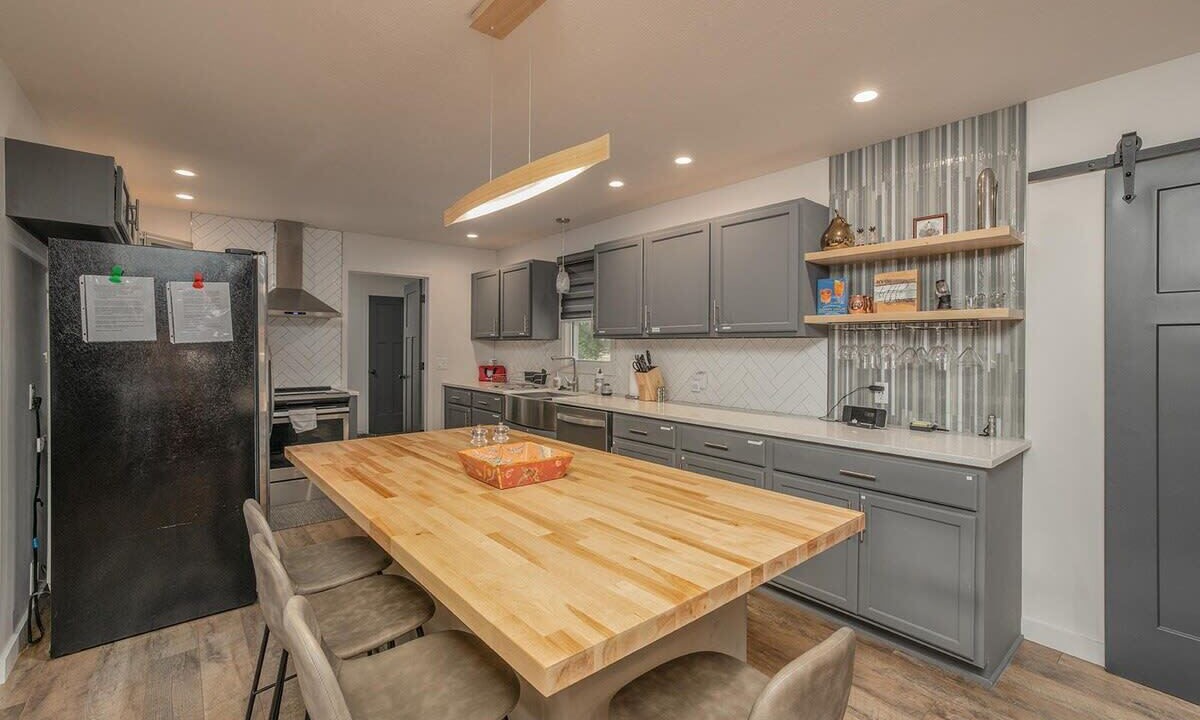 Photo of Others in Springfield