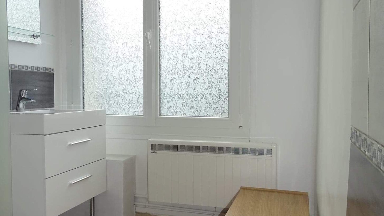 Photo of Bathroom in Dieppe