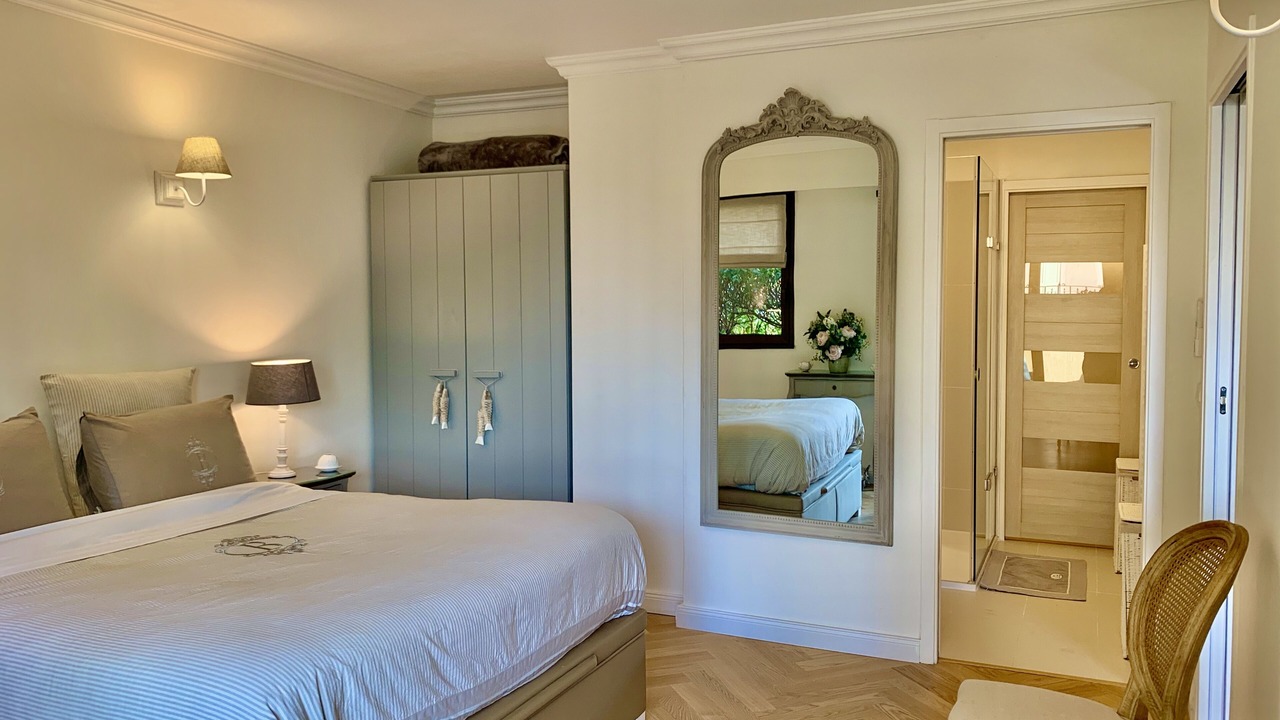 Photo of Bedroom in Old Town