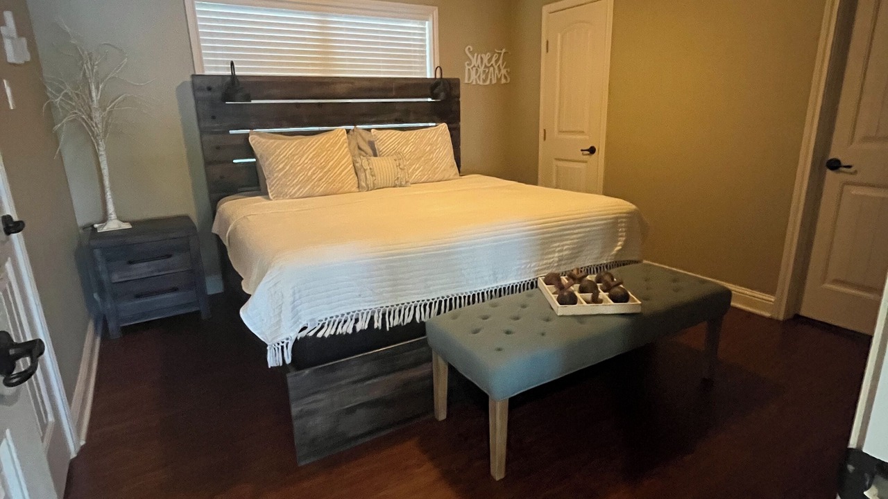 Photo of Bedroom in Gladewater