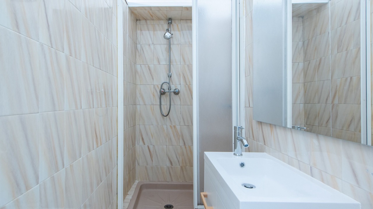 Photo of Bathroom in Liberation