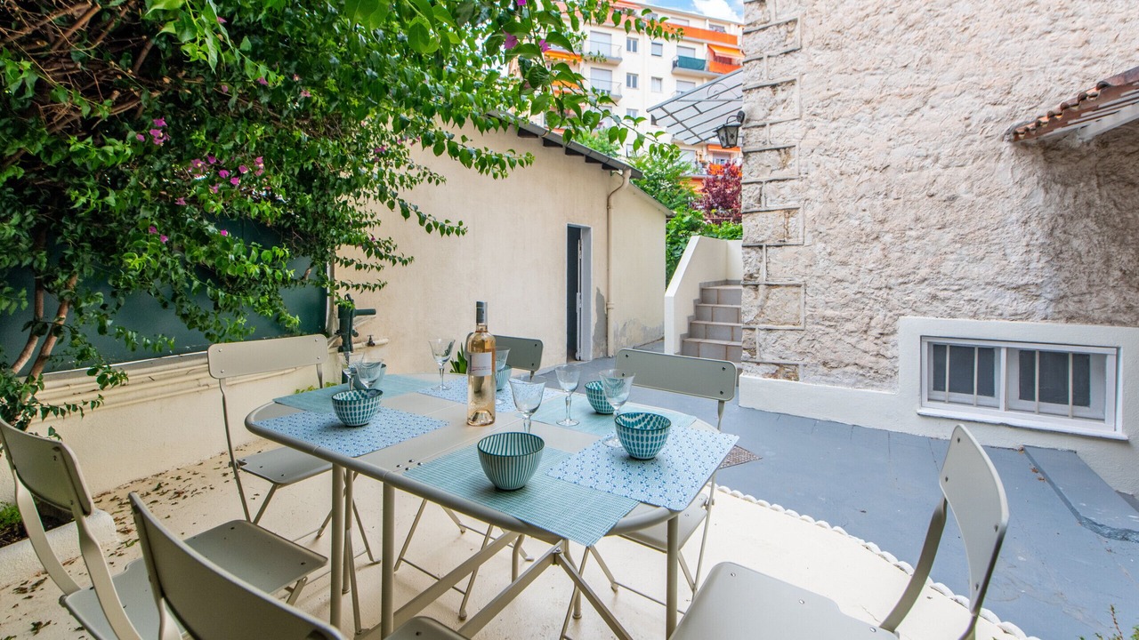 Photo of Outdoor in Liberation