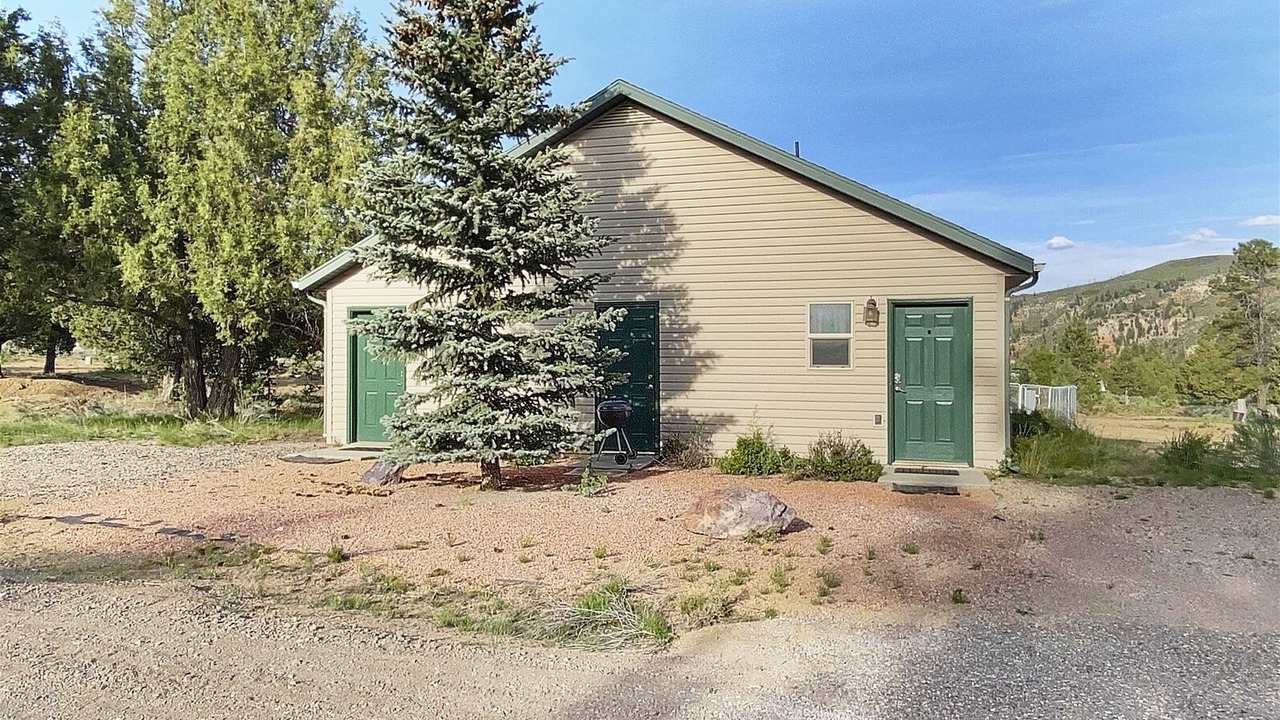 Photo of Outdoor in Mammoth Creek
