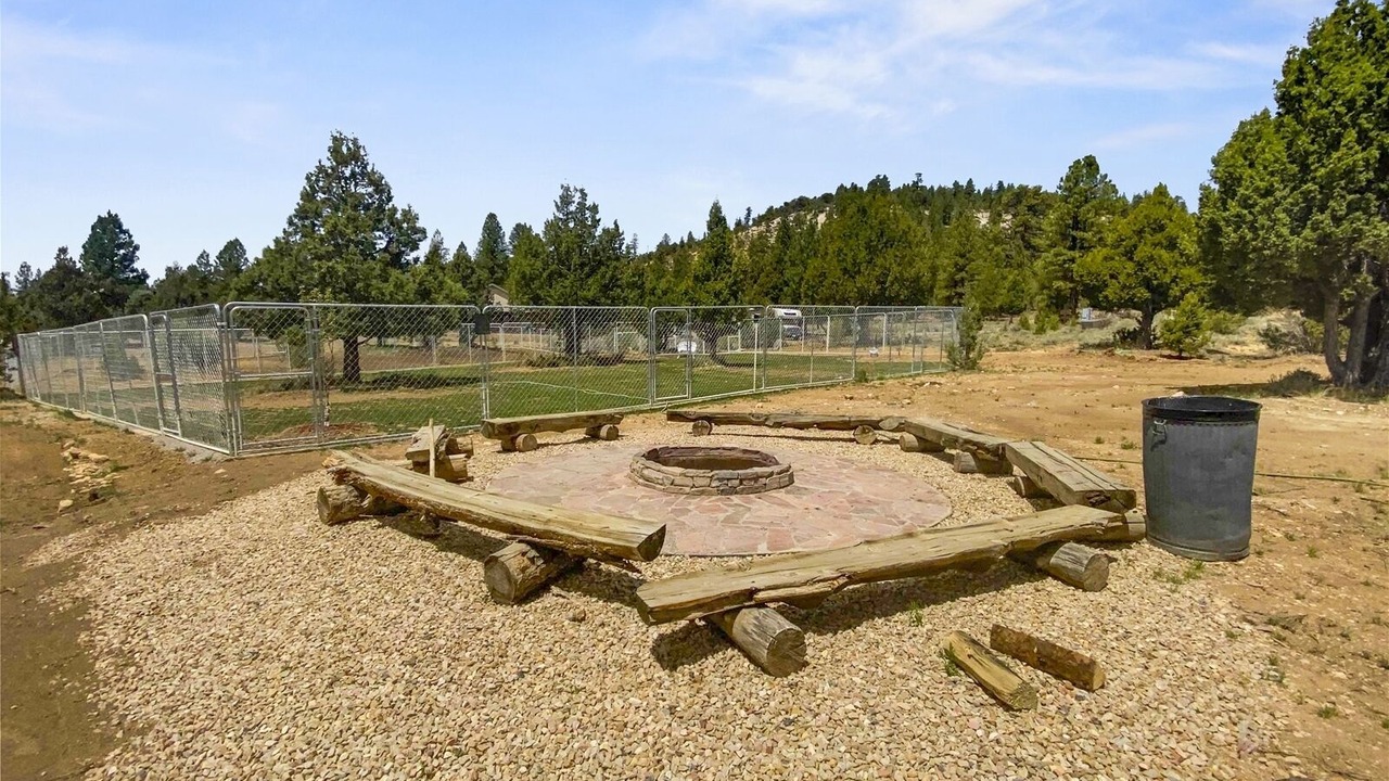 Photo of Outdoor in Mammoth Creek