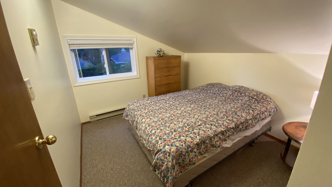 Photo of Bedroom in Grand Bend