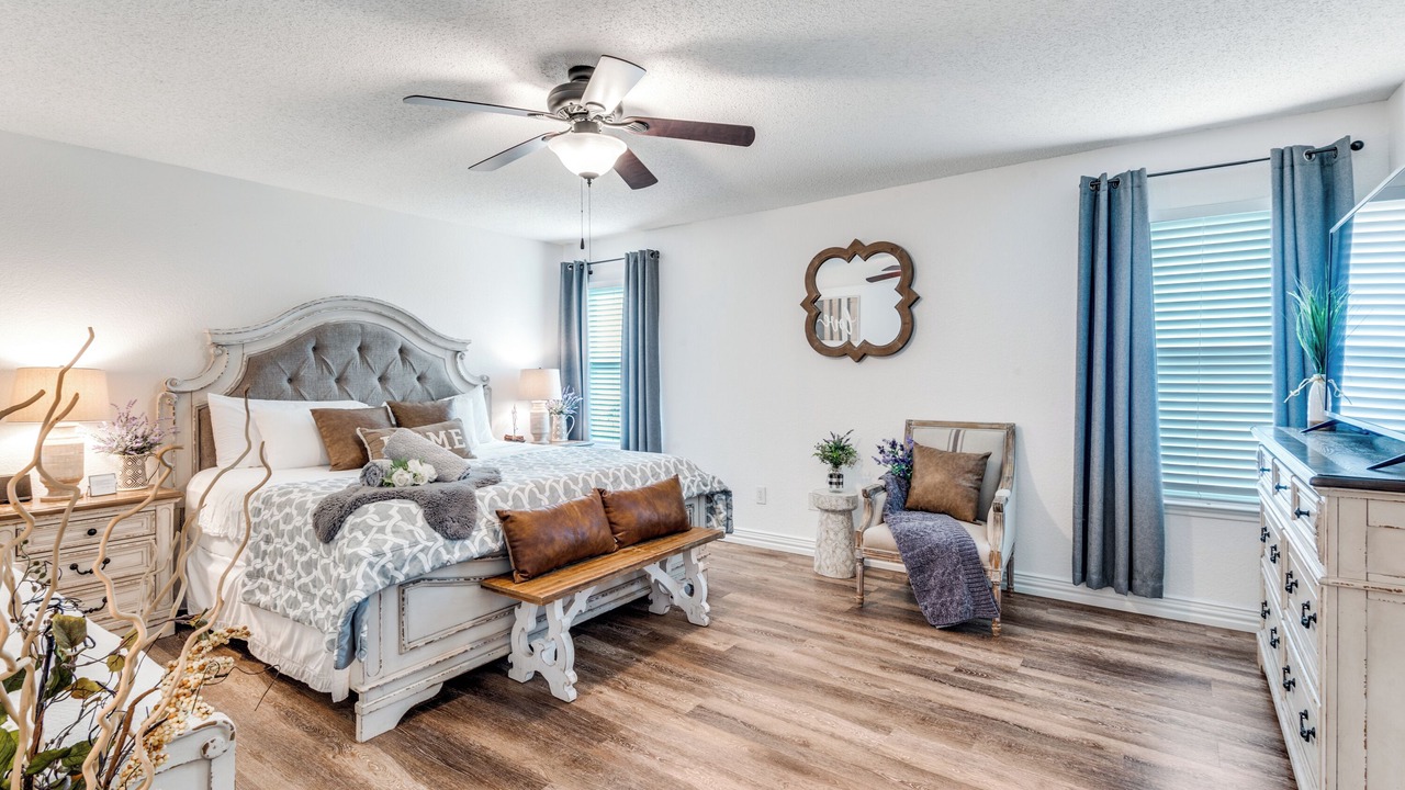 Photo of Bedroom in Grand Prairie
