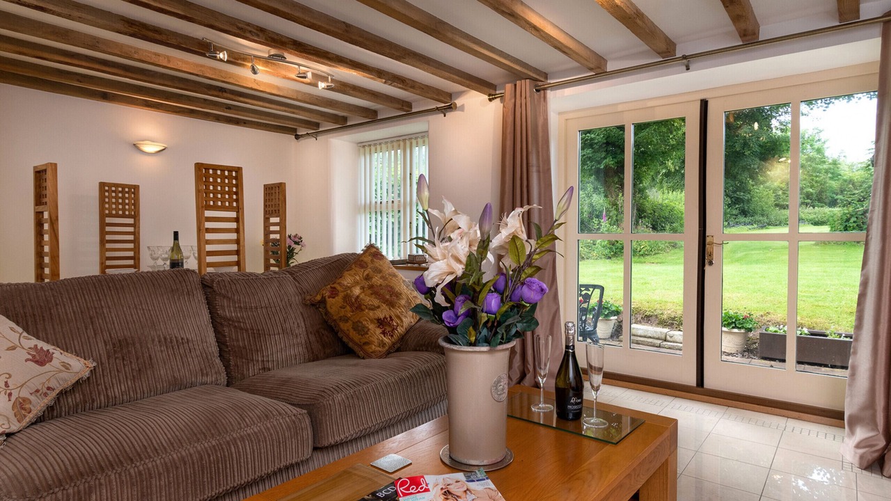 Photo of Livingroom in Pantymwyn