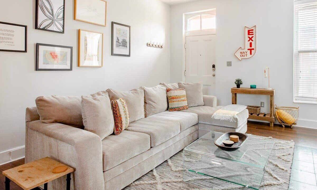 Photo of Bedroom in Lafayette Square