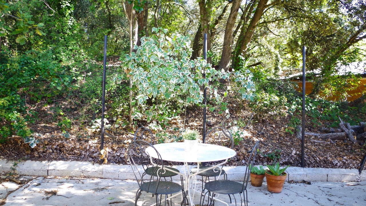 Photo of Outdoor in Suze-la-Rousse