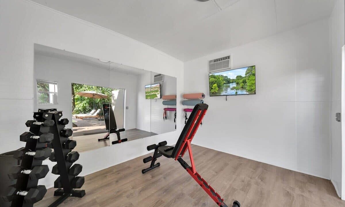 Photo of Bedroom in Golden Glades