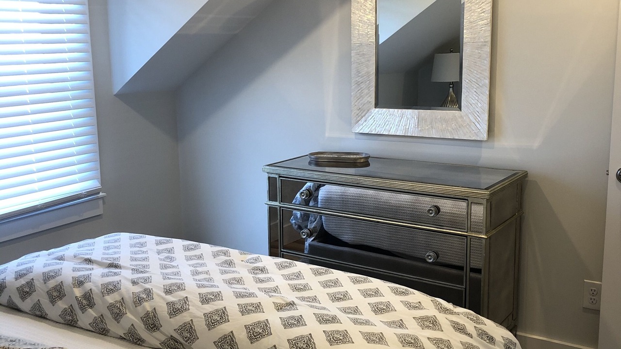 Photo of Bedroom in West of Town