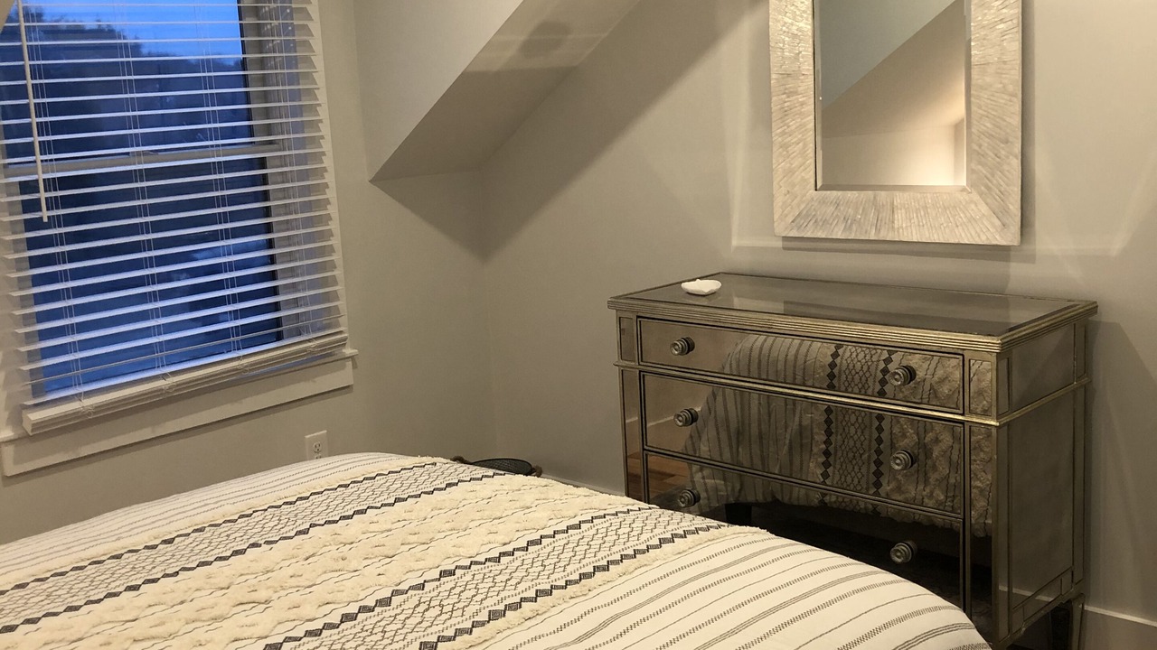 Photo of Bedroom in West of Town