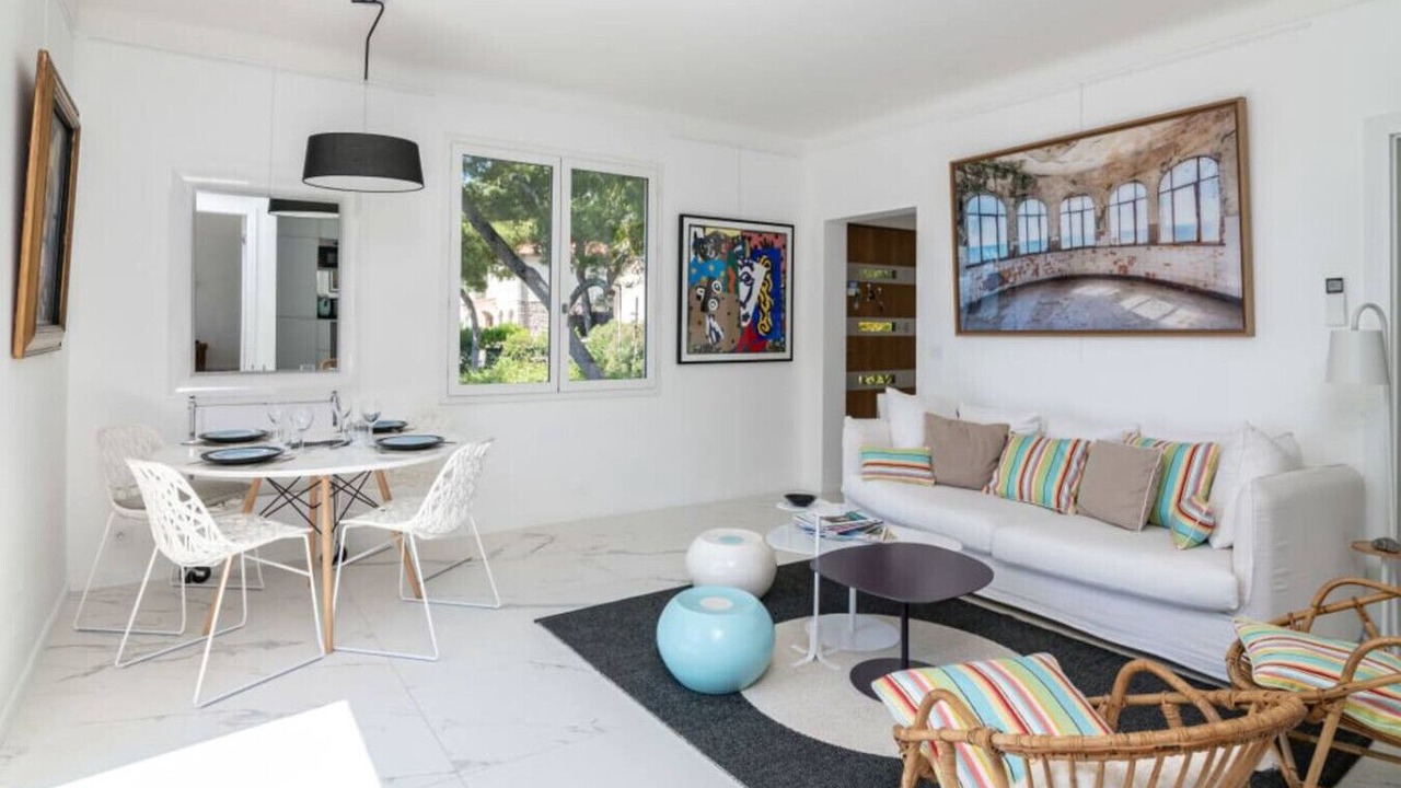 Photo of Livingroom in Eze