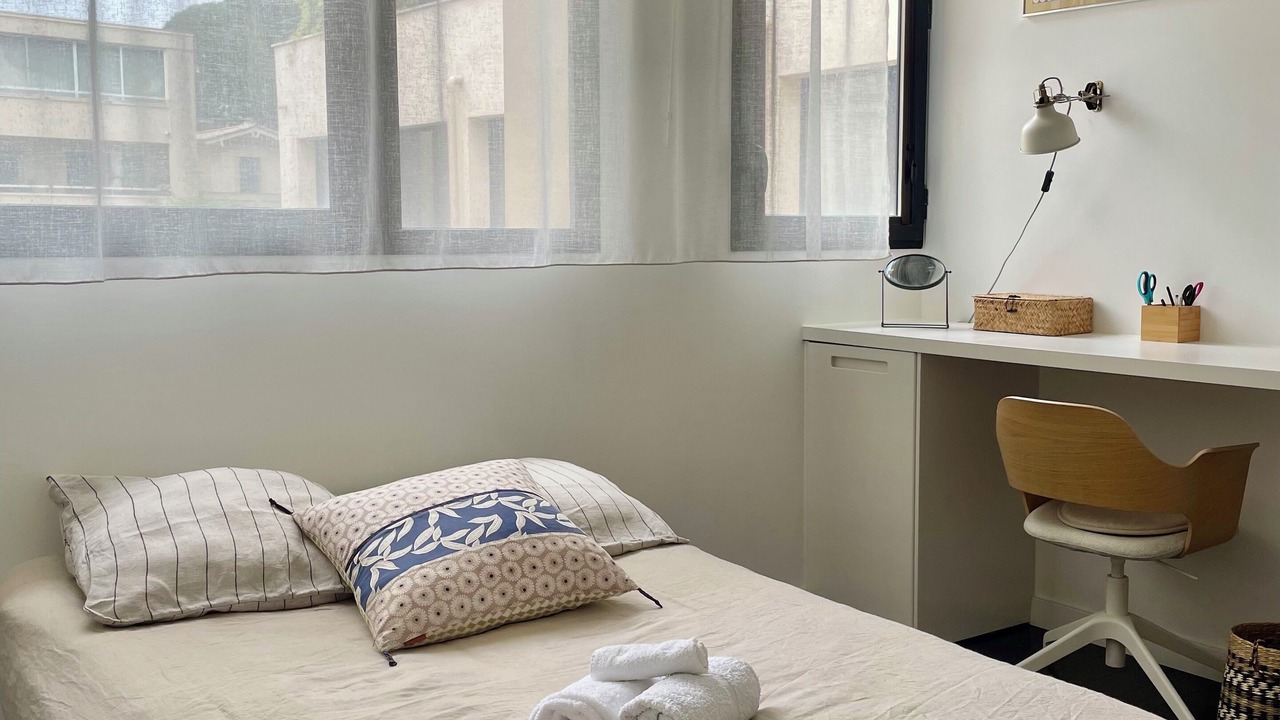 Photo of Bedroom in Les Arceaux