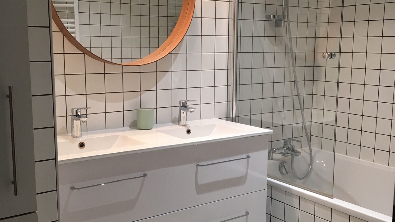 Photo of Bathroom in Les Arceaux
