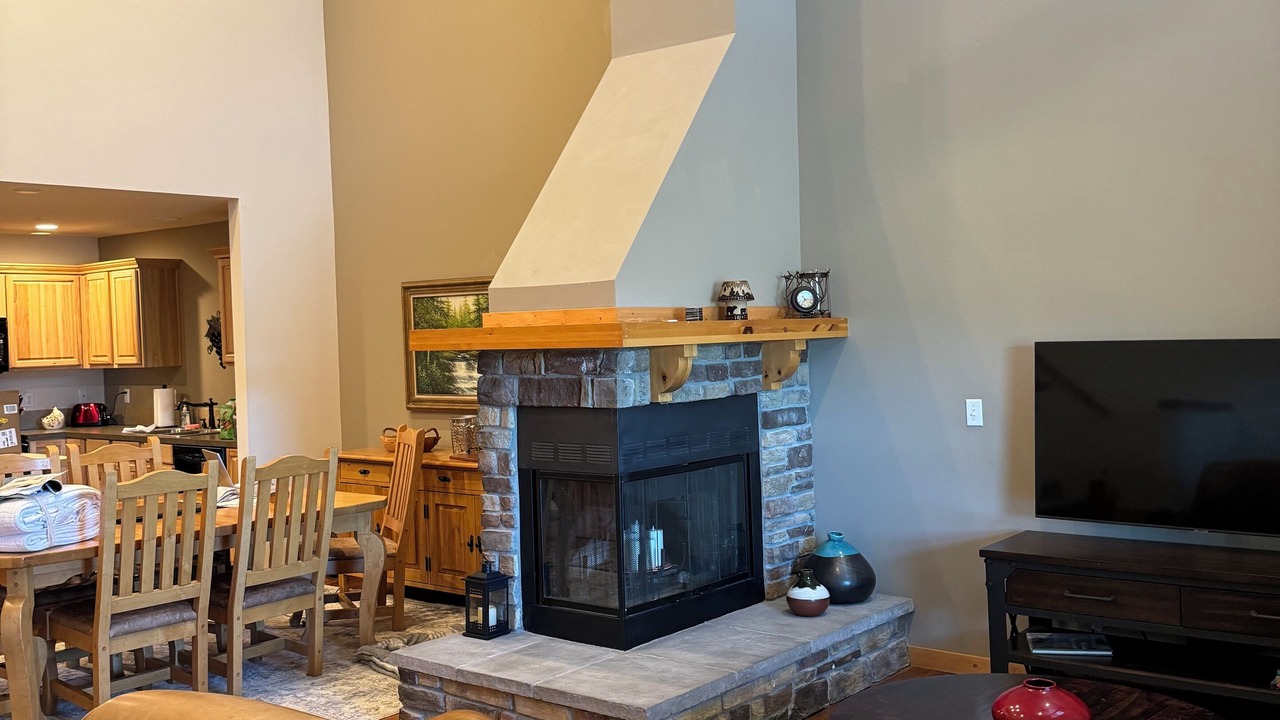 Photo of Livingroom in Ronald
