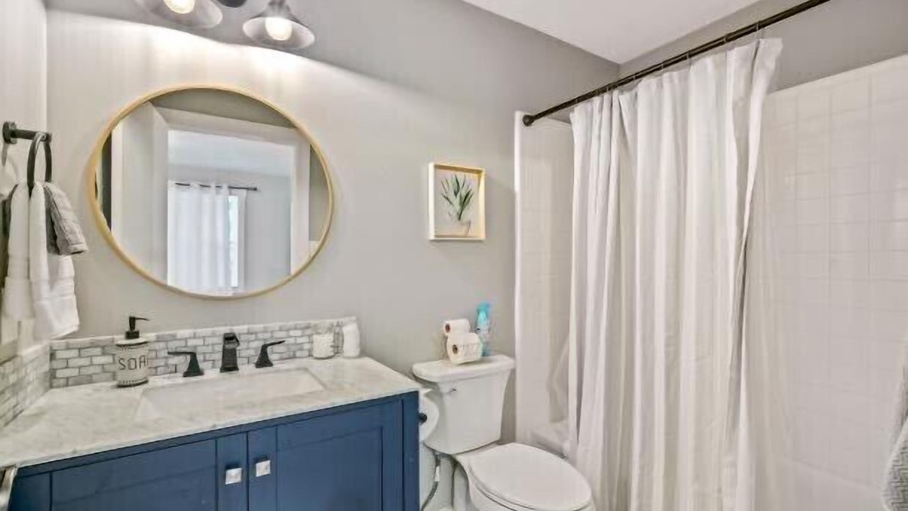 Photo of Bathroom in Murchison