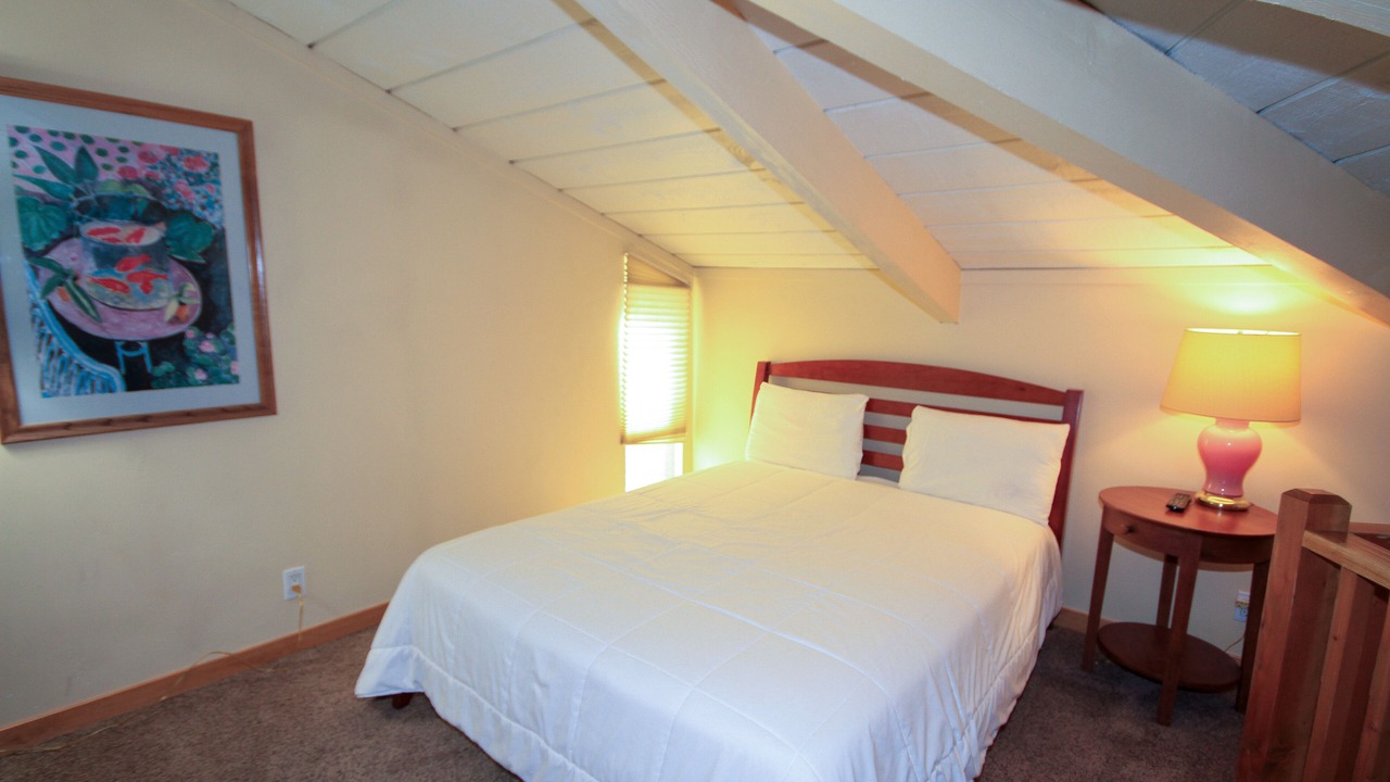 Photo of Bedroom in Mammoth Lakes