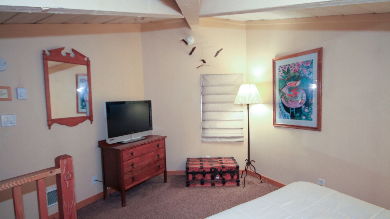 Photo of Bedroom in Mammoth Lakes