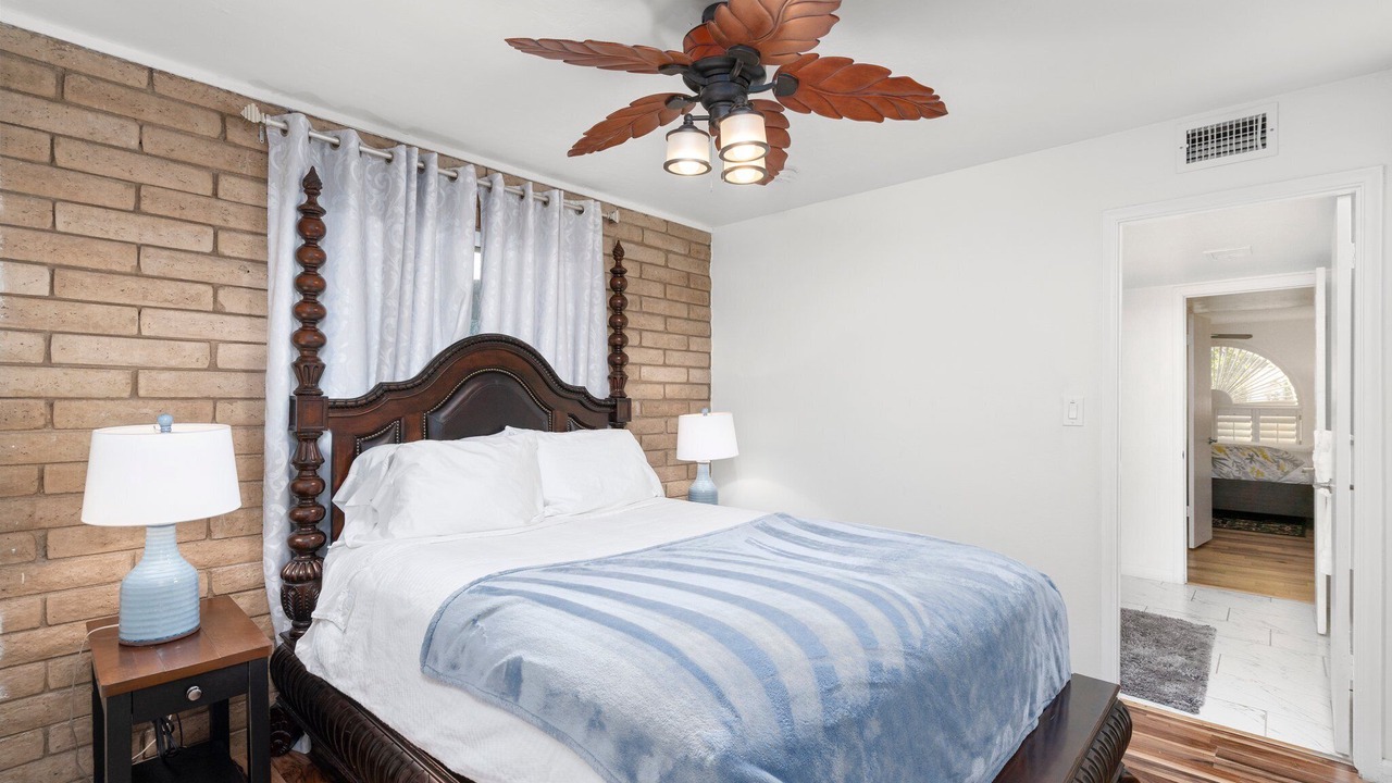 Photo of Bedroom in Scottsdale Highlands