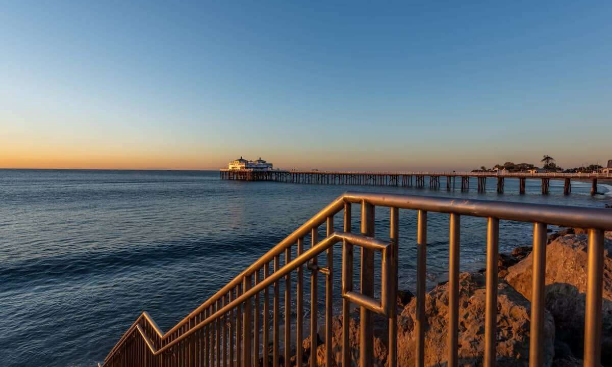 Photo of Others in Eastern Malibu