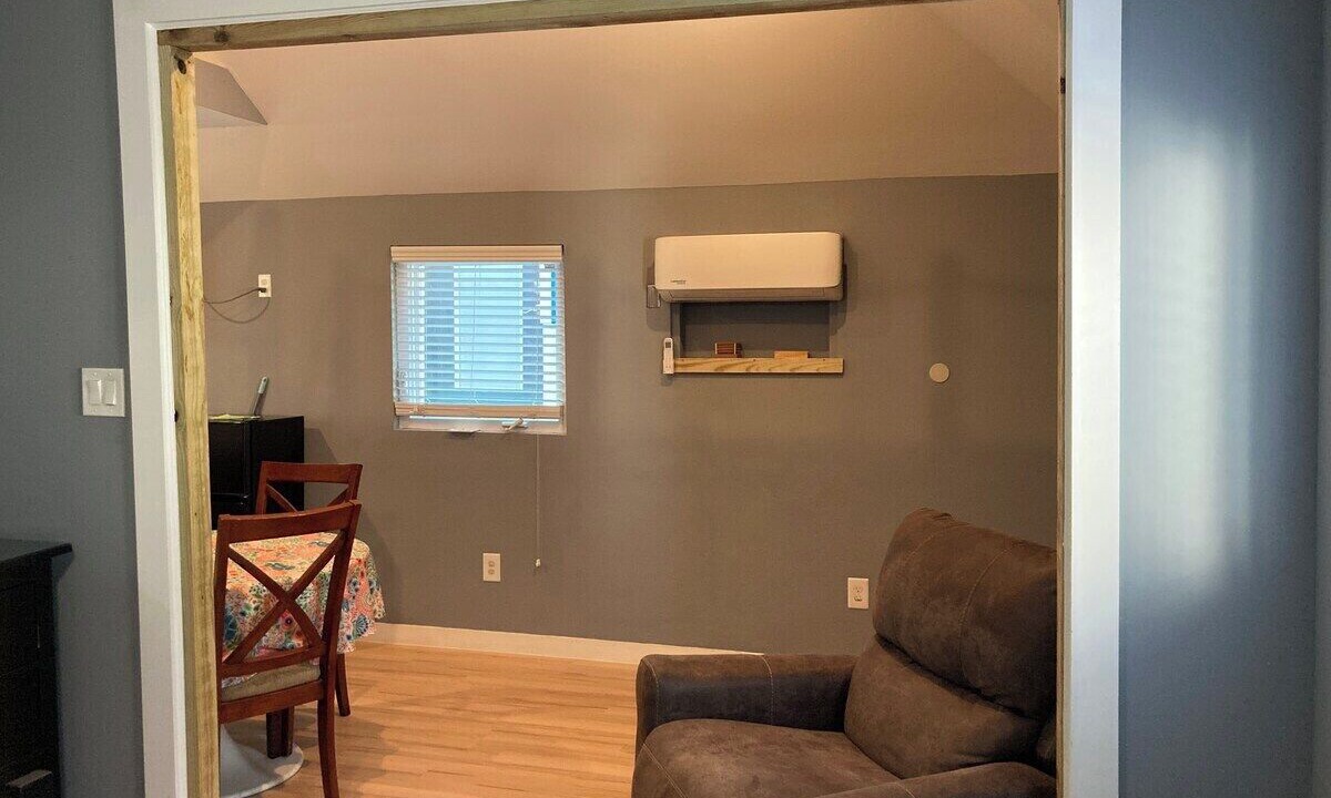 Photo of Livingroom in South Central Houston