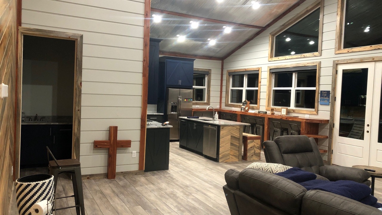 Photo of Bedroom in Glenwood