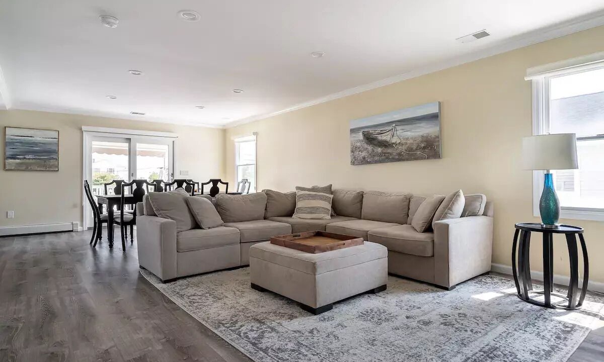 Photo of Livingroom in Waretown