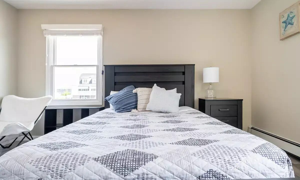 Photo of Bedroom in Waretown