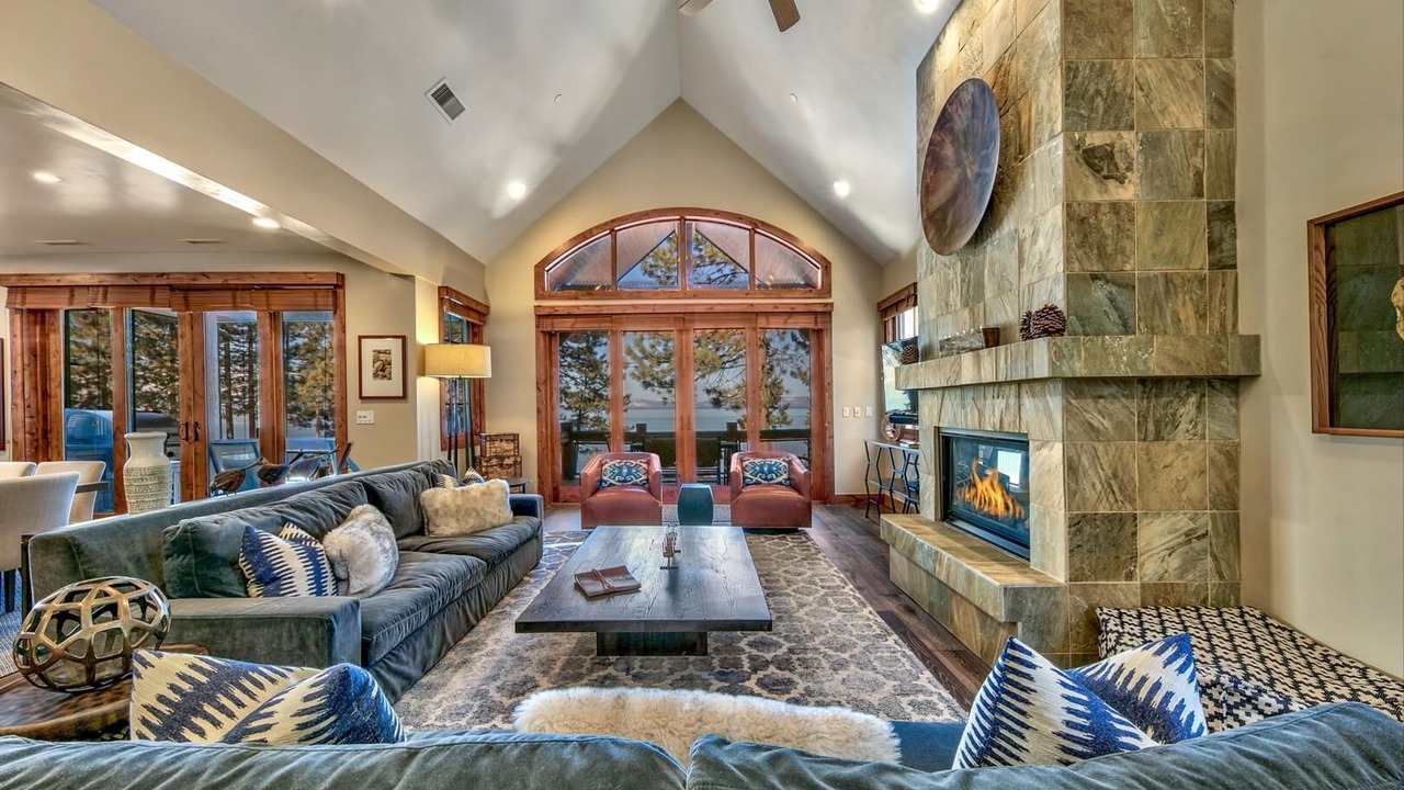 Photo of Livingroom in Sierra Shores