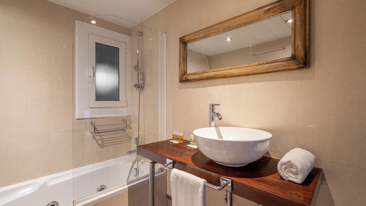 Photo of Bathroom in Provencals del Poblenou