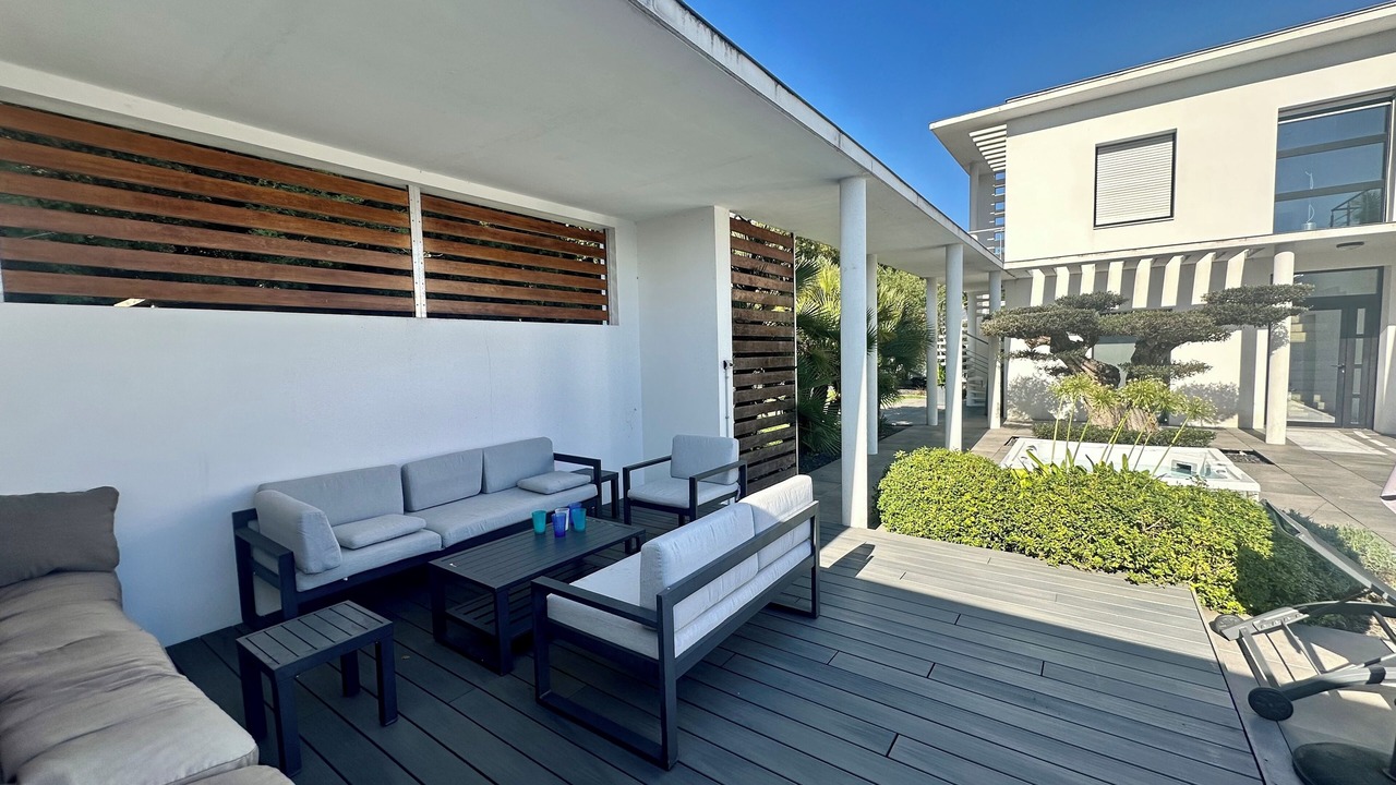 Photo of Patio Balcony in Saint-Palais-sur-Mer