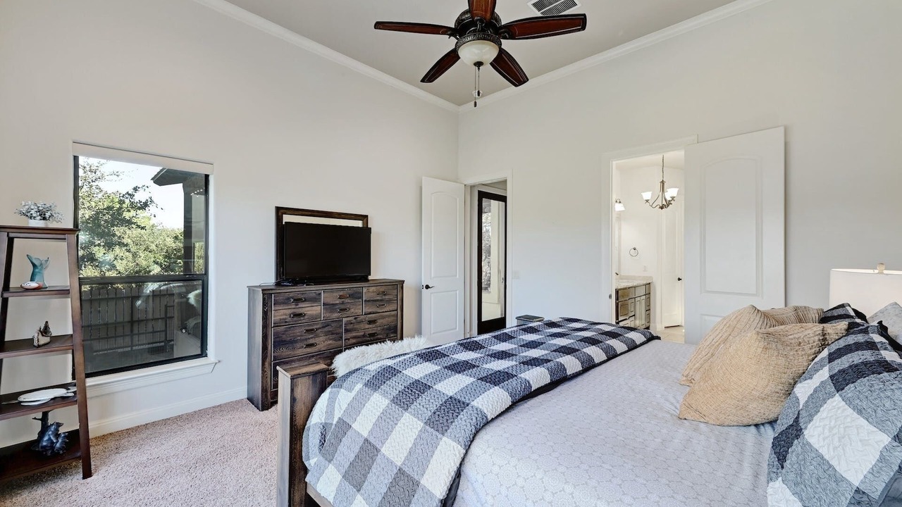 Photo of Bedroom in Burnet