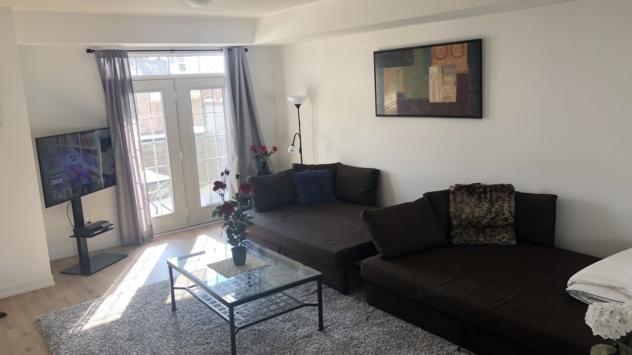 Photo of Livingroom in Newmarket