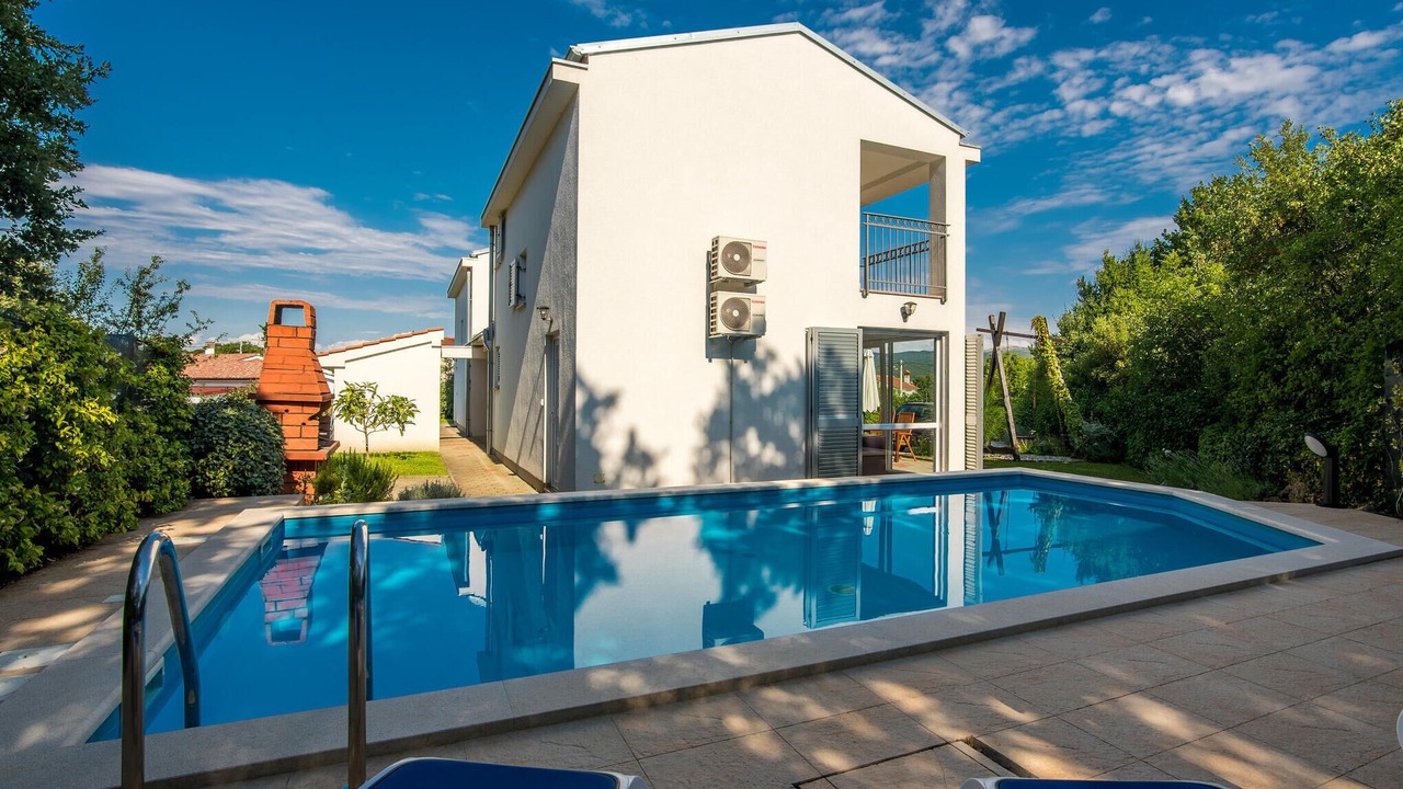 Photo of Outdoor in Kornic