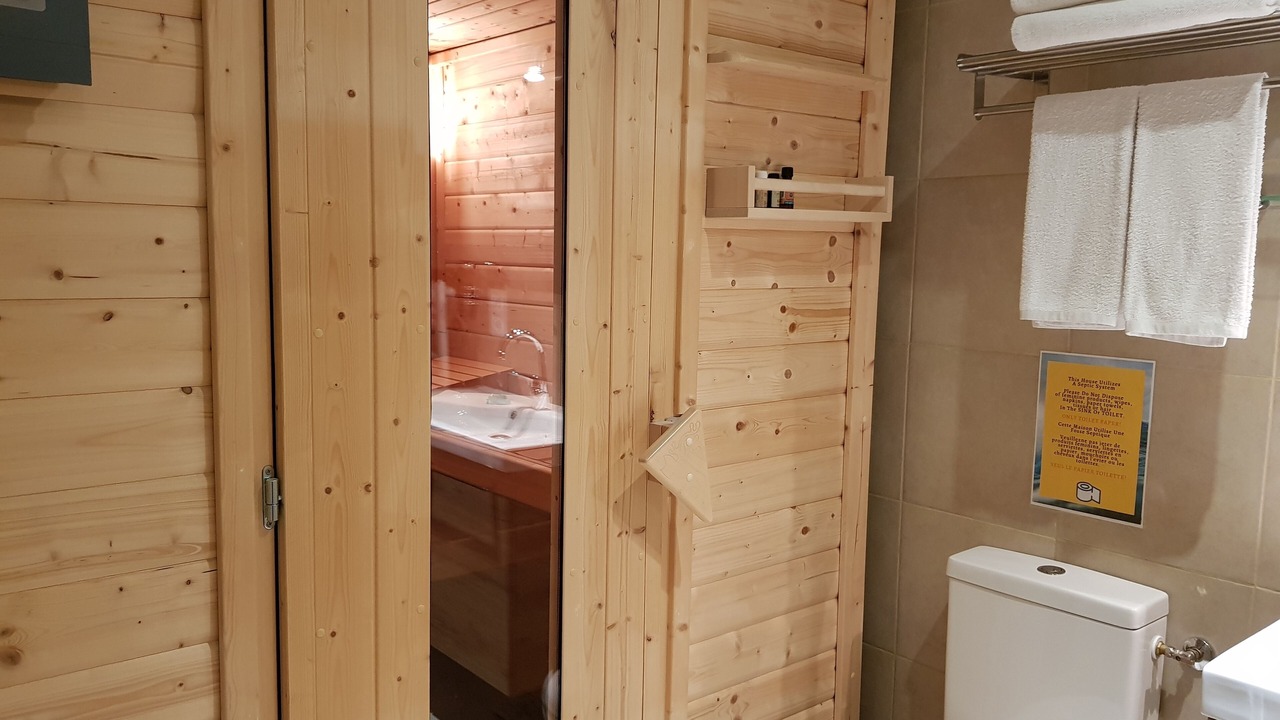 Photo of Bathroom in Planguenoual