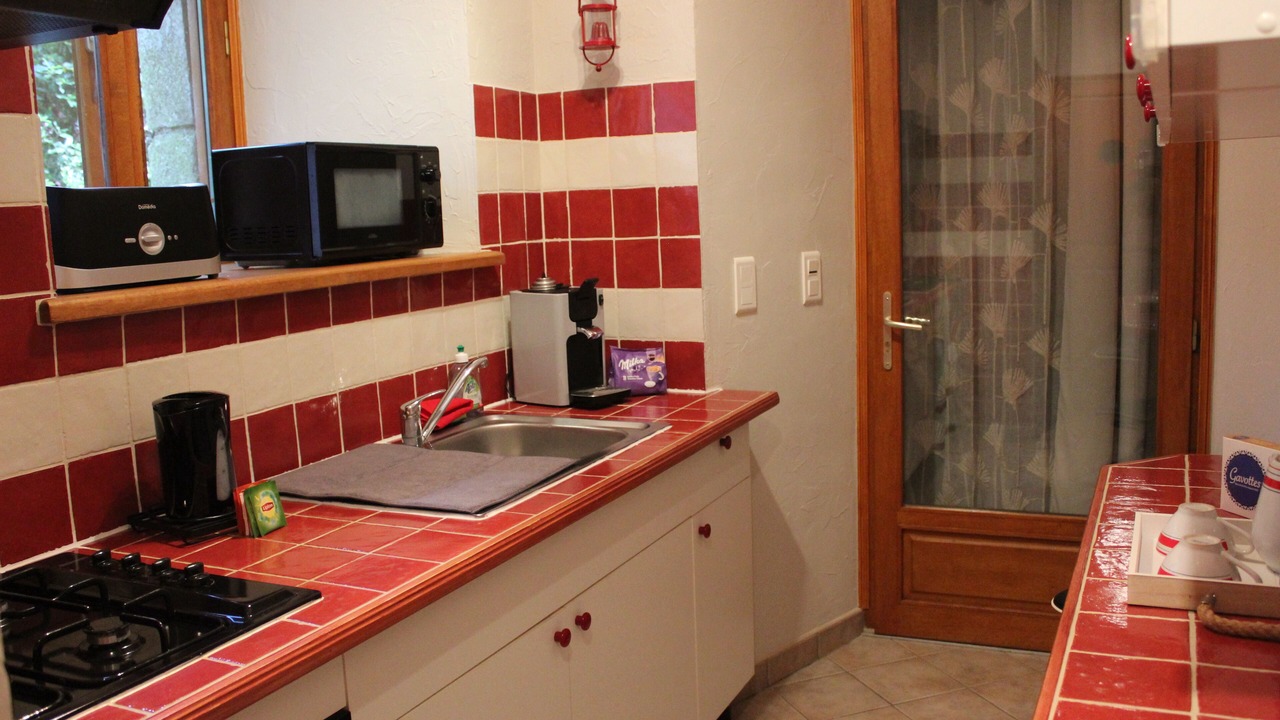 Photo of Kitchen in Saint Meloir-des-Bois