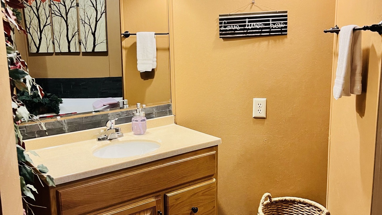 Photo of Bathroom in Woodland Park