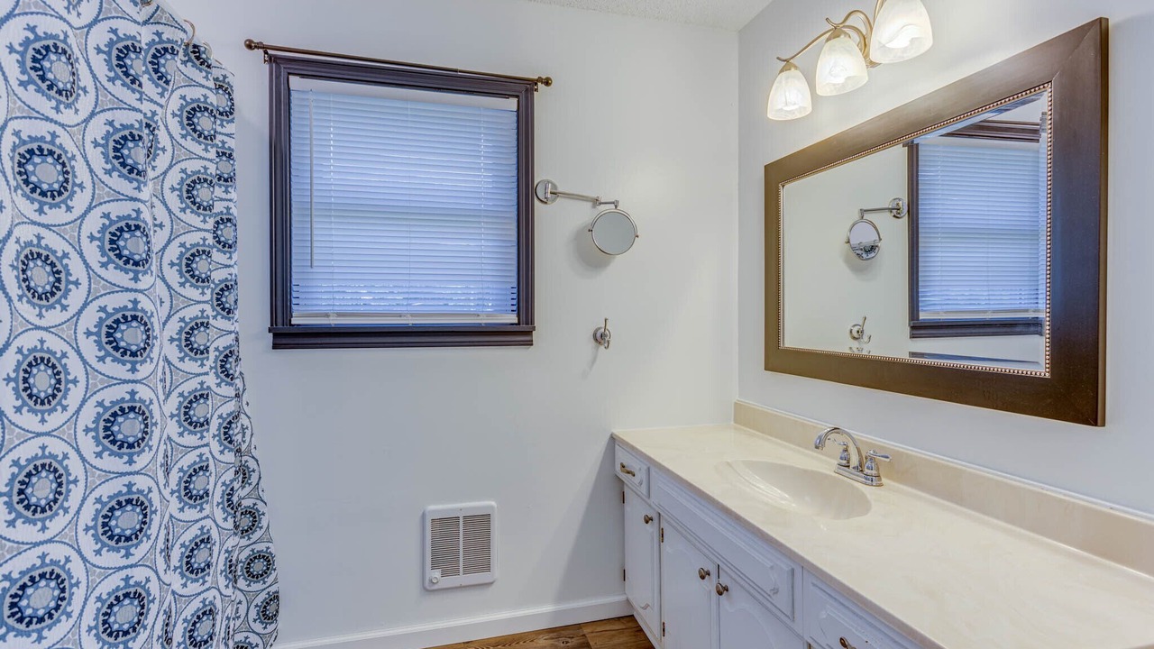 Photo of Bathroom in Copeland