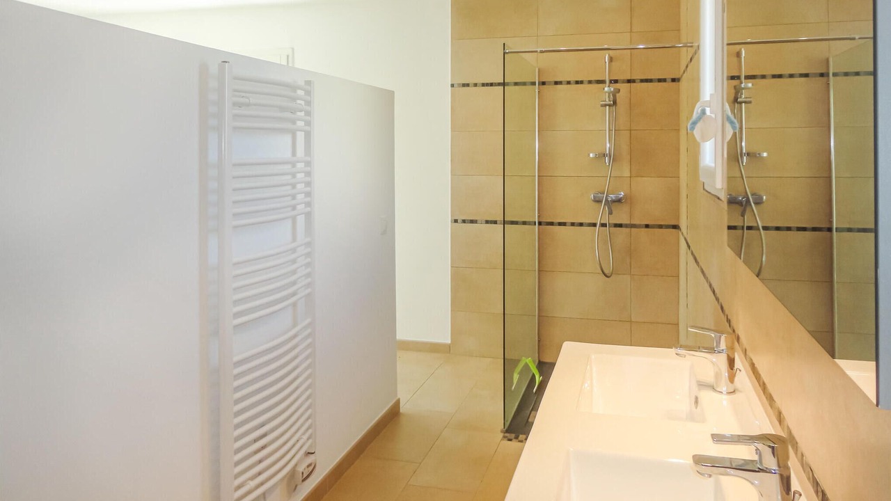 Photo of Bathroom in Salles-d'Aude