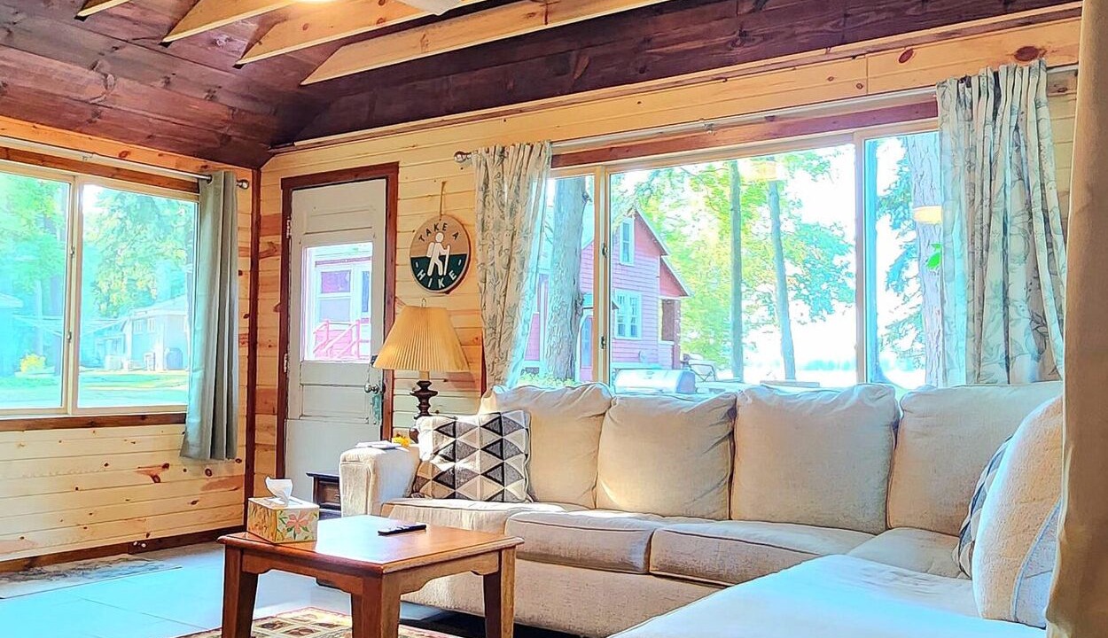 Photo of Livingroom in Honor